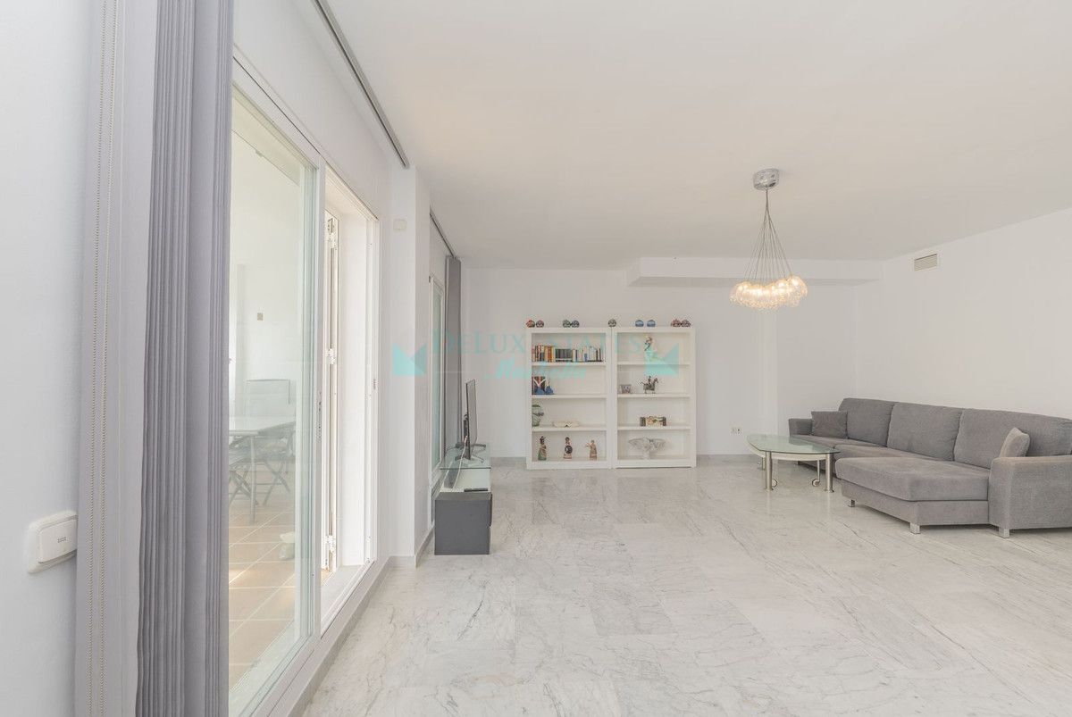 Town House for sale in Bahia de Marbella, Marbella East