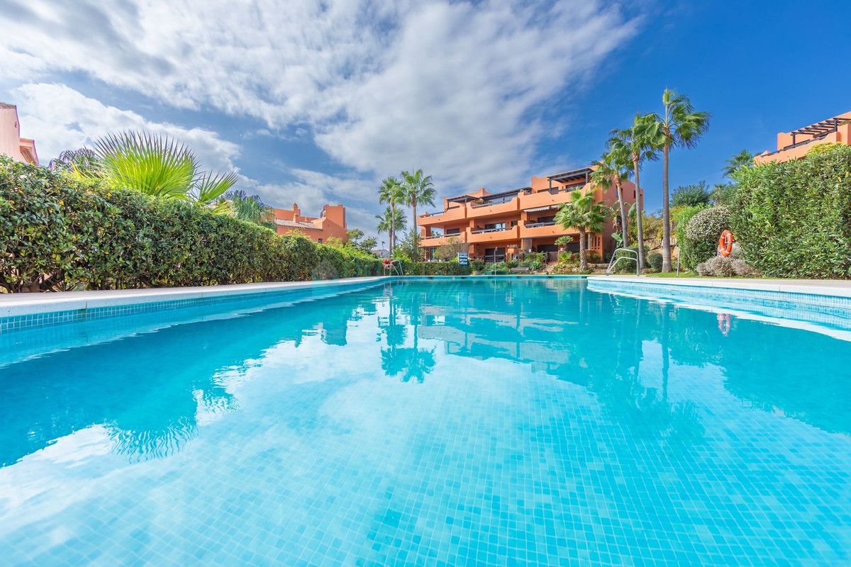 Ground Floor Apartment for sale in Estepona