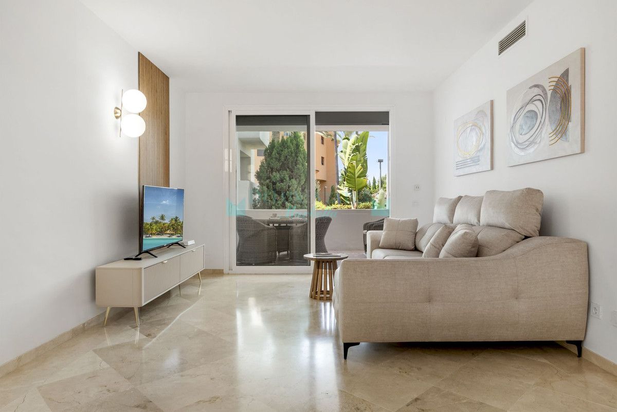 Ground Floor Apartment for rent in Costalita, Estepona