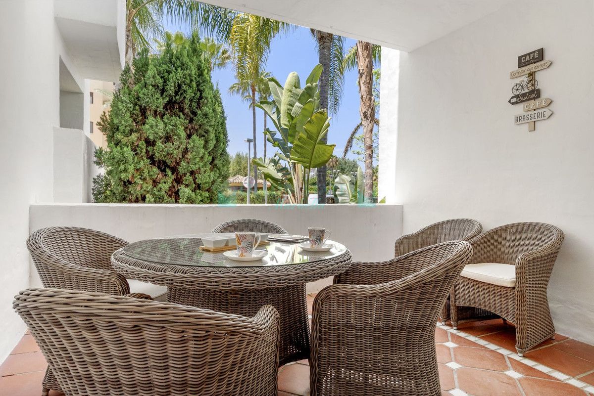 Ground Floor Apartment for rent in Costalita, Estepona