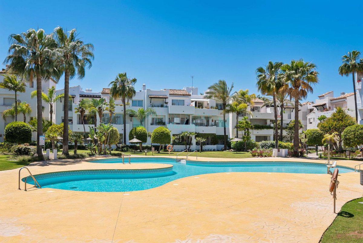 Ground Floor Apartment for rent in Costalita, Estepona
