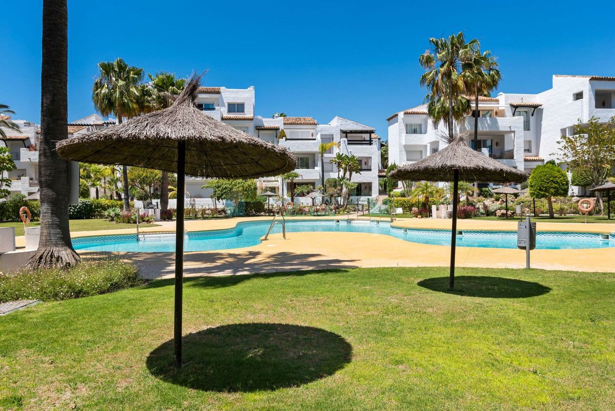 Ground Floor Apartment for rent in Costalita, Estepona