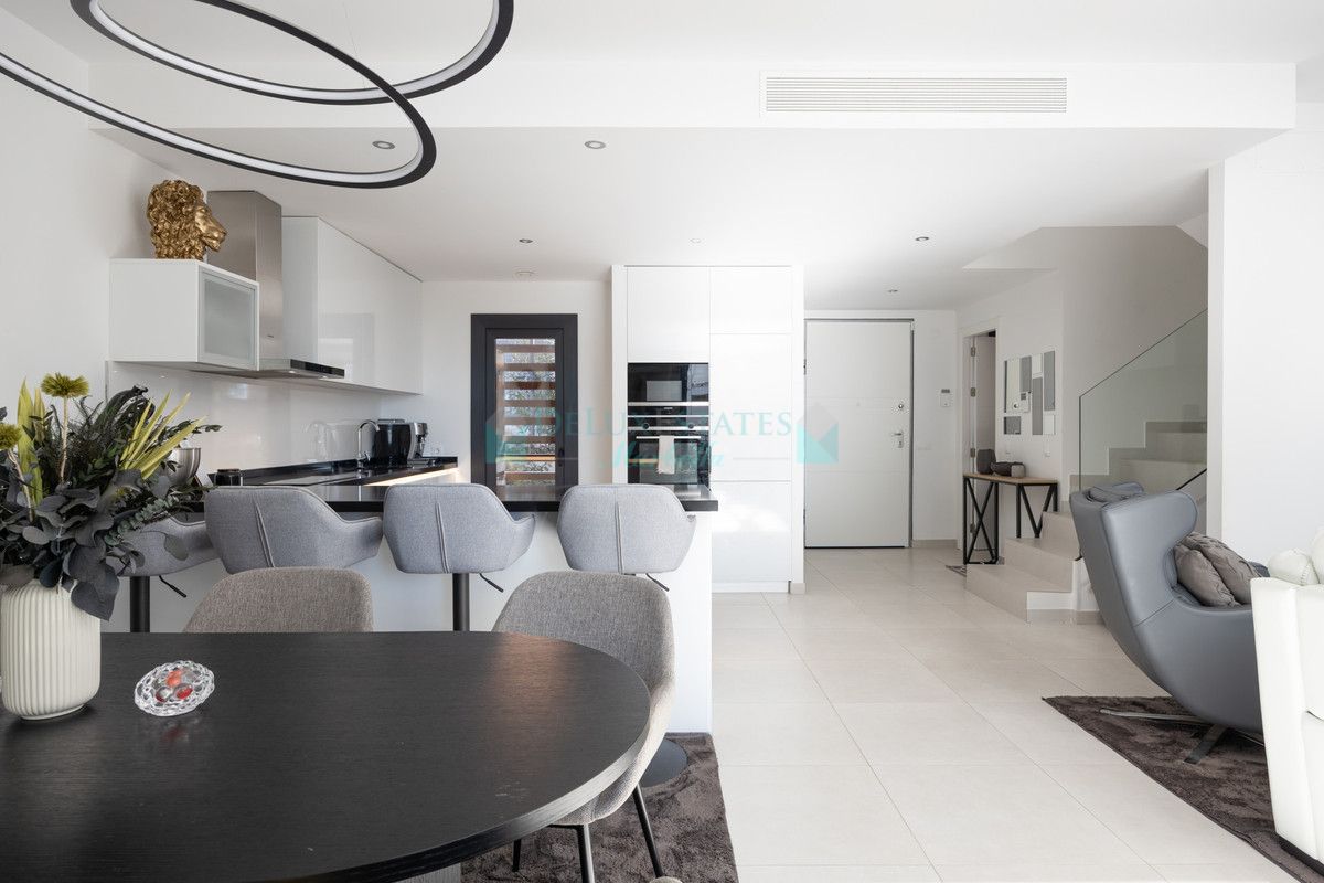 Town House for sale in Estepona