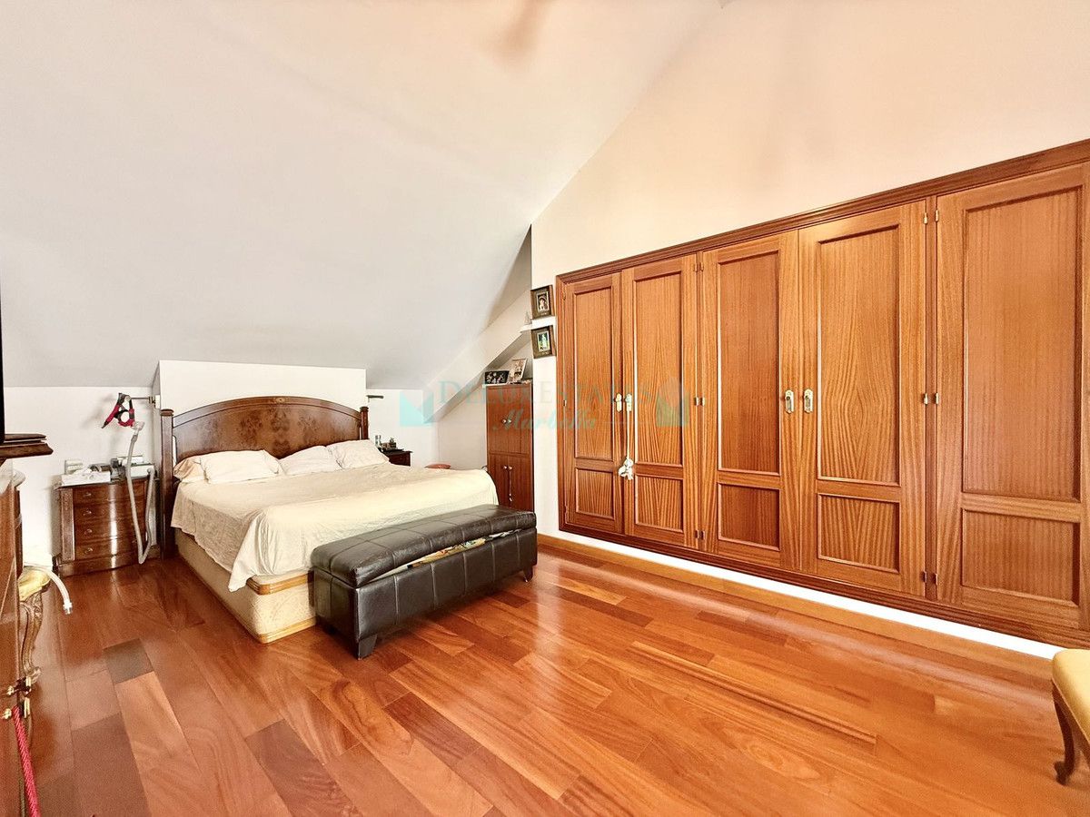 Semi Detached Villa for sale in Estepona