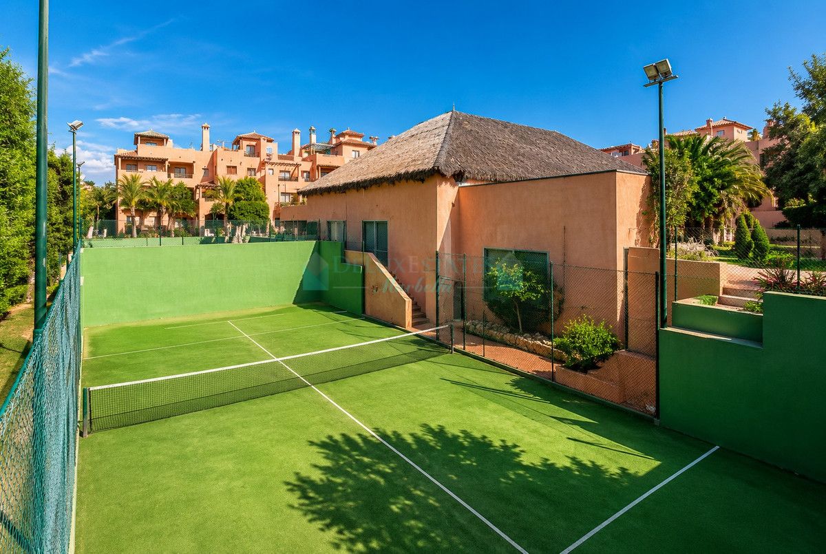 Apartment for rent in Hacienda del Sol, Estepona