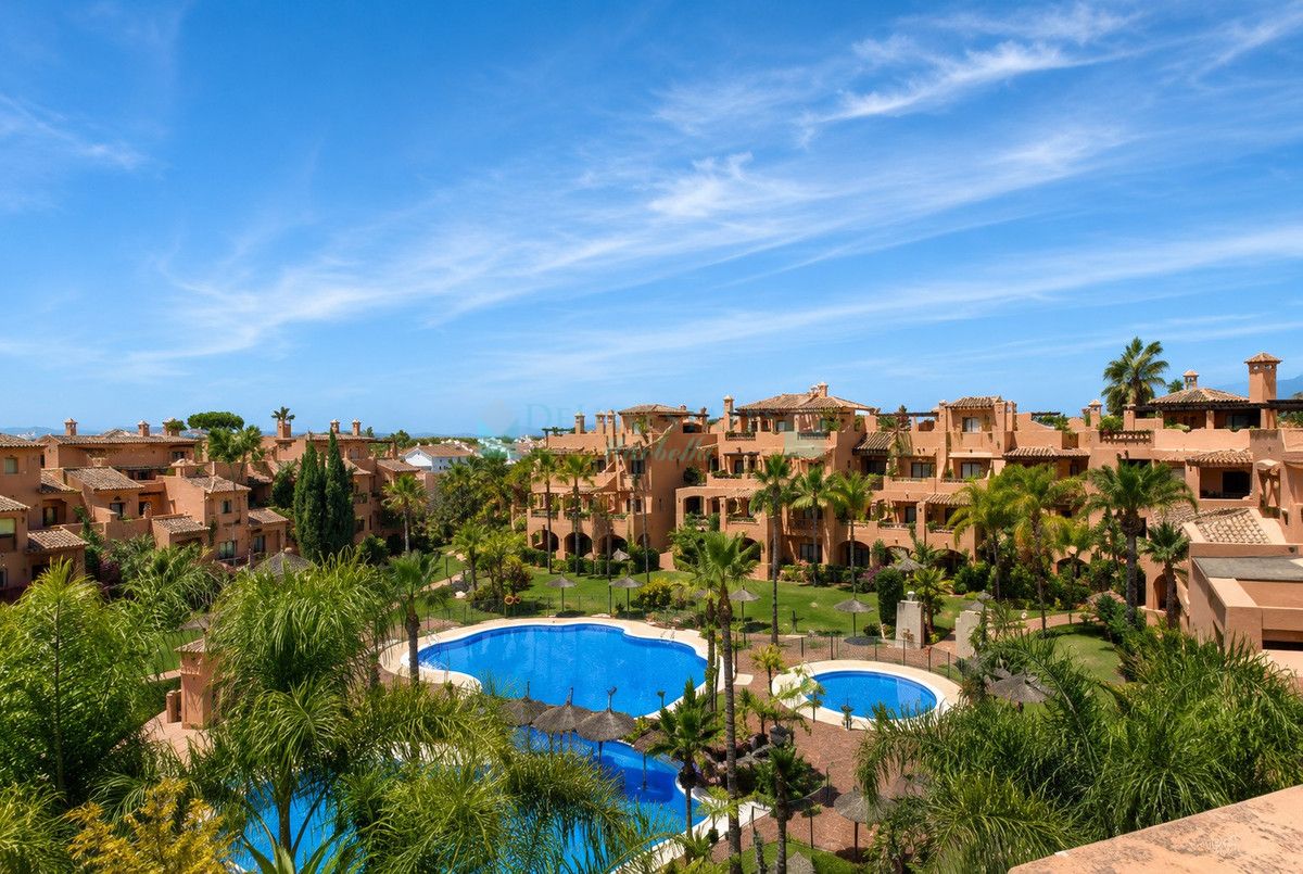 Apartment for rent in Hacienda del Sol, Estepona