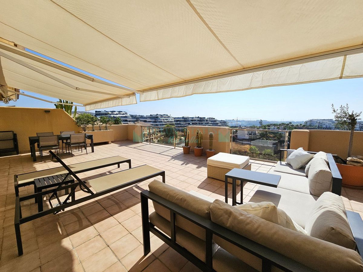 Penthouse for sale in Selwo, Estepona