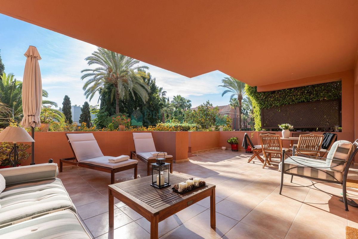 Ground Floor Apartment for sale in Marbella