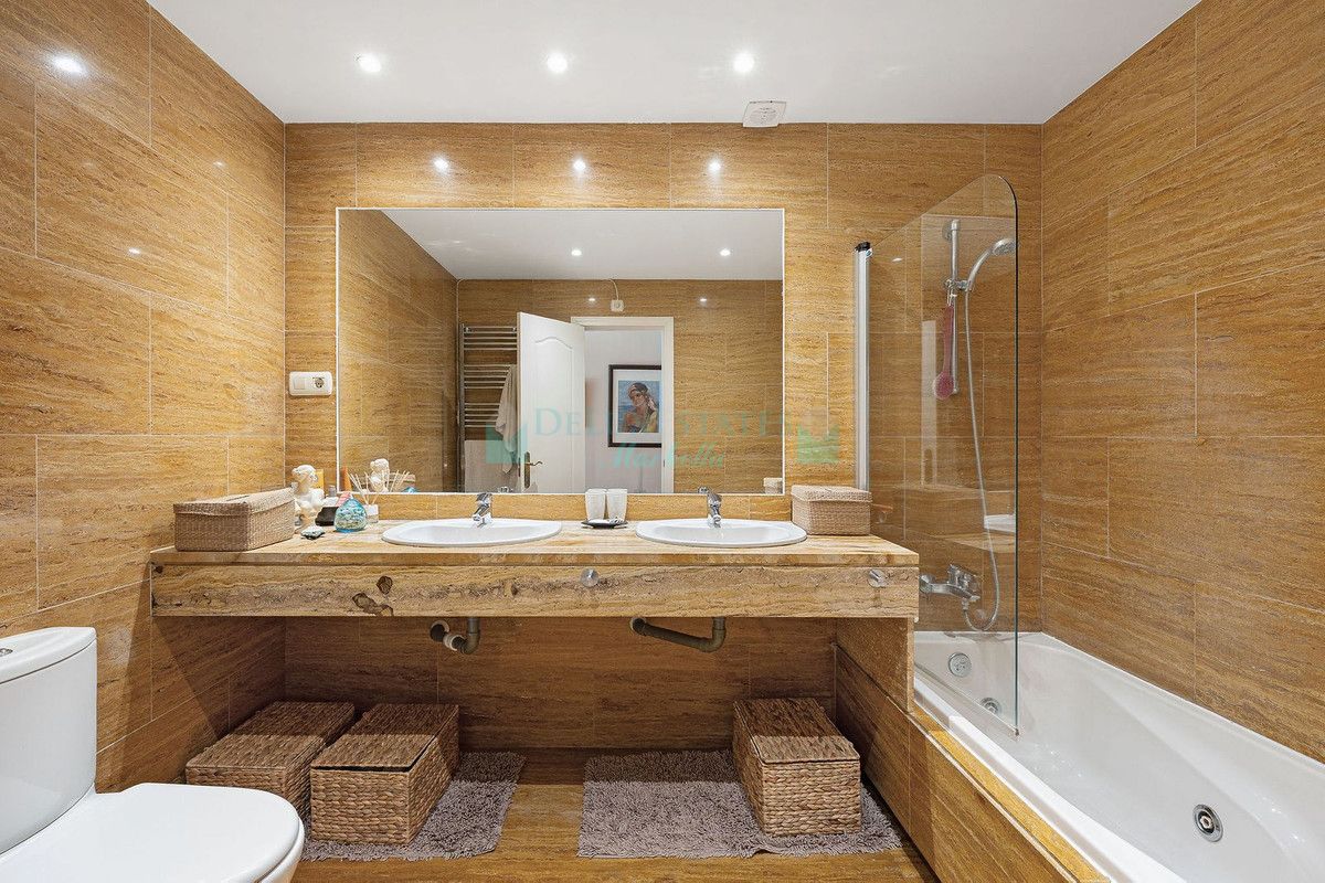 Ground Floor Apartment for sale in Marbella