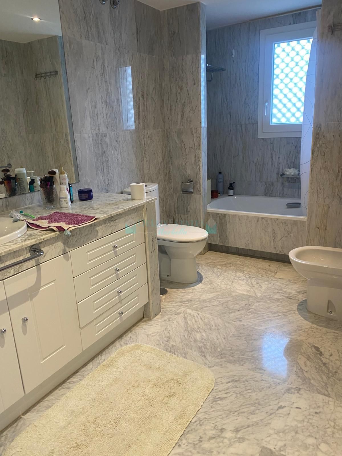 Apartment for sale in Marbella - Puerto Banus