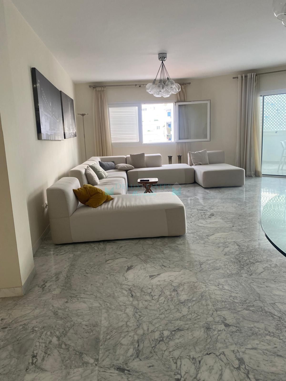 Apartment for sale in Marbella - Puerto Banus