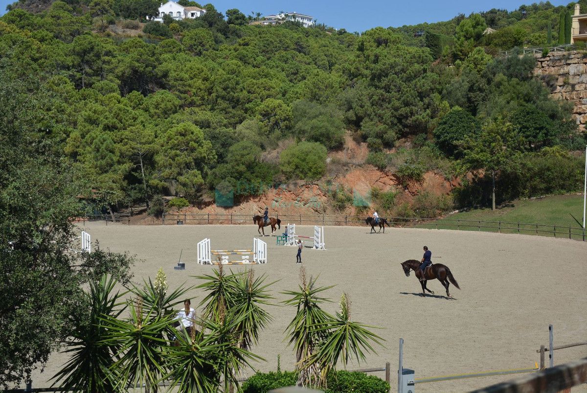 Residential Plot for sale in Benahavis