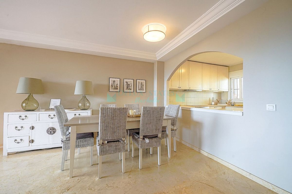 Town House for sale in Estepona