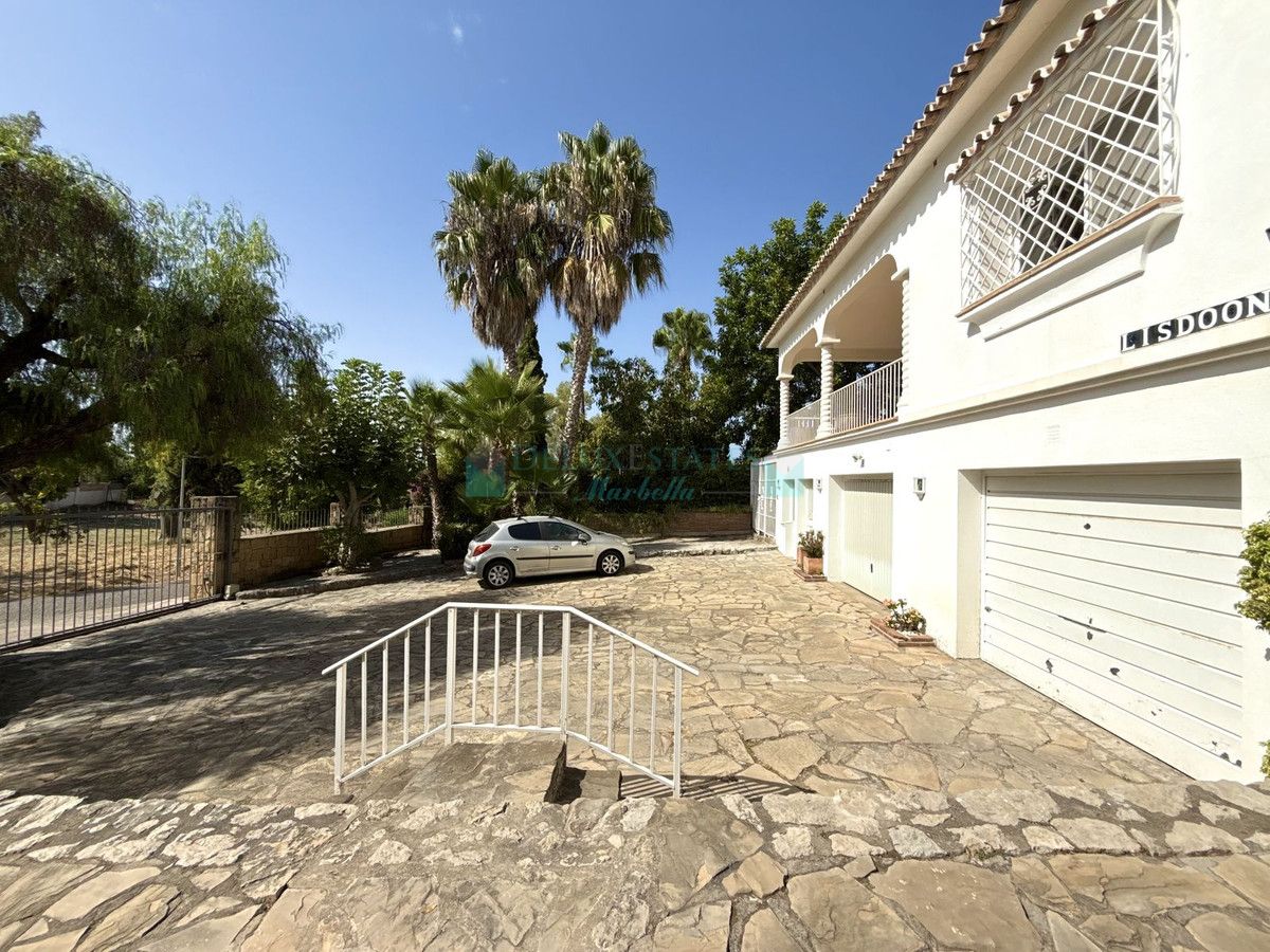 Semi Detached Villa for sale in San Pedro de Alcantara