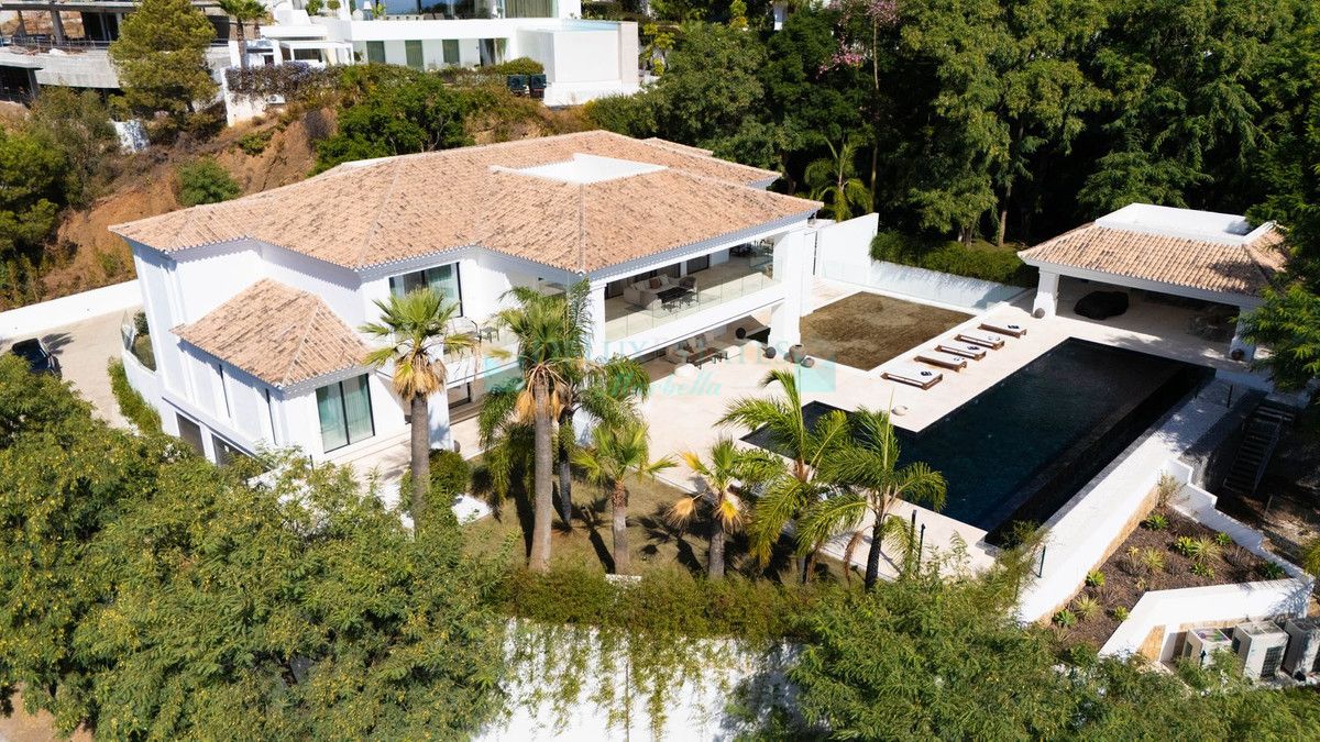 Villa en venta en Benahavis