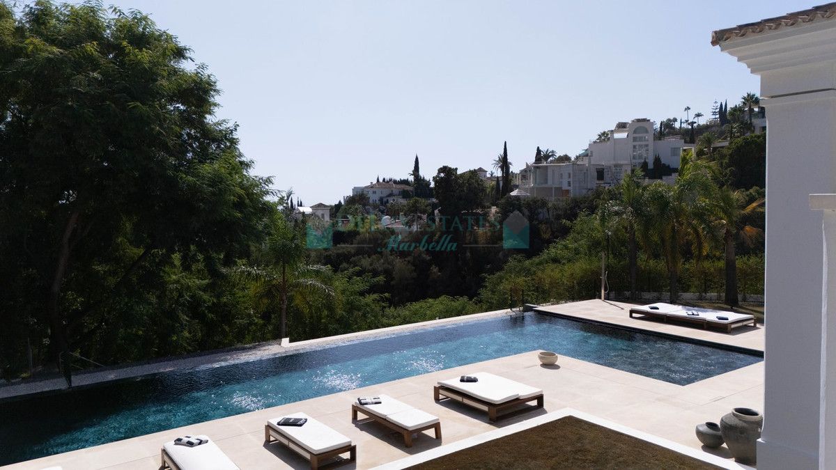 Villa en venta en Benahavis