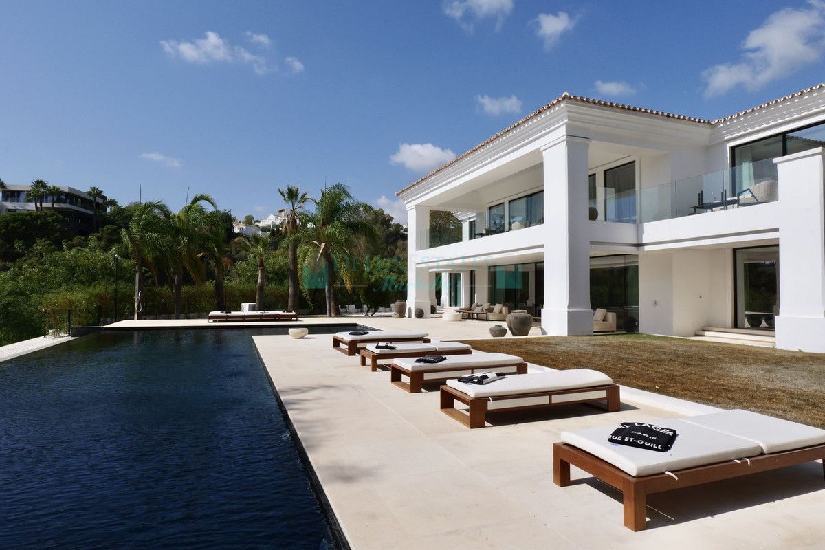 Villa en venta en Benahavis