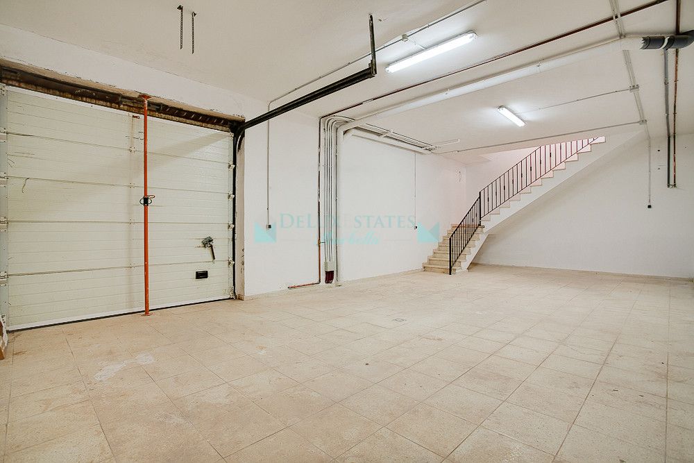 Villa en venta en Estepona