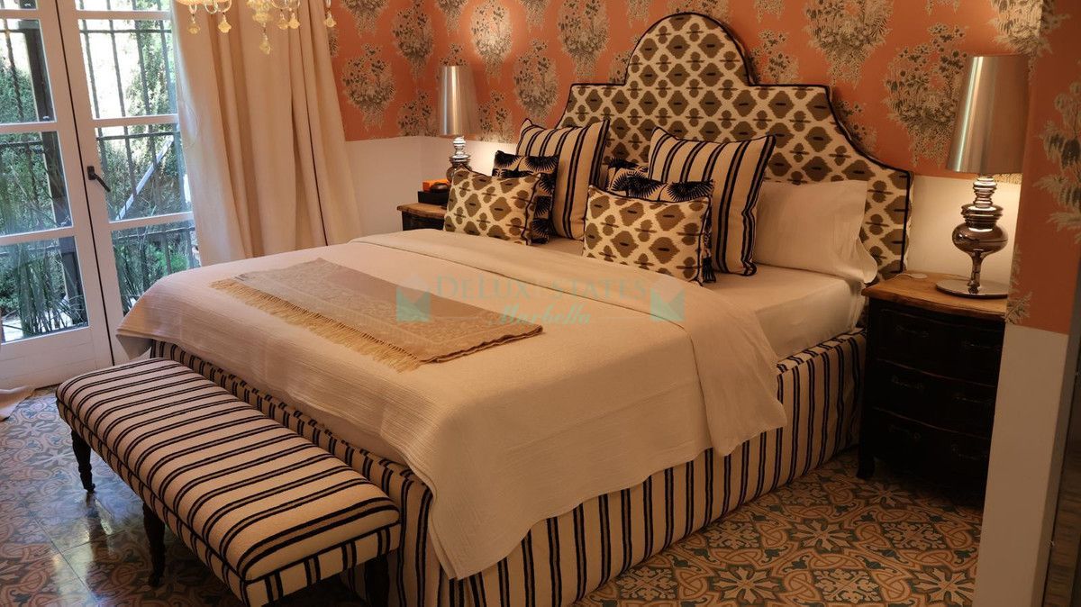 Villa for sale in Marbella Golden Mile