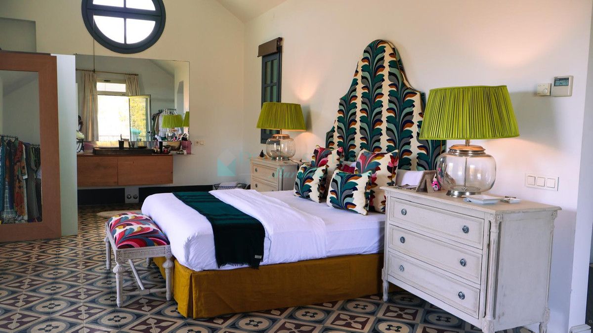 Villa for sale in Marbella Golden Mile