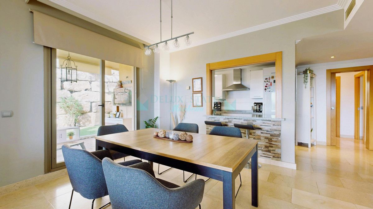 Ground Floor Apartment for sale in Benahavis