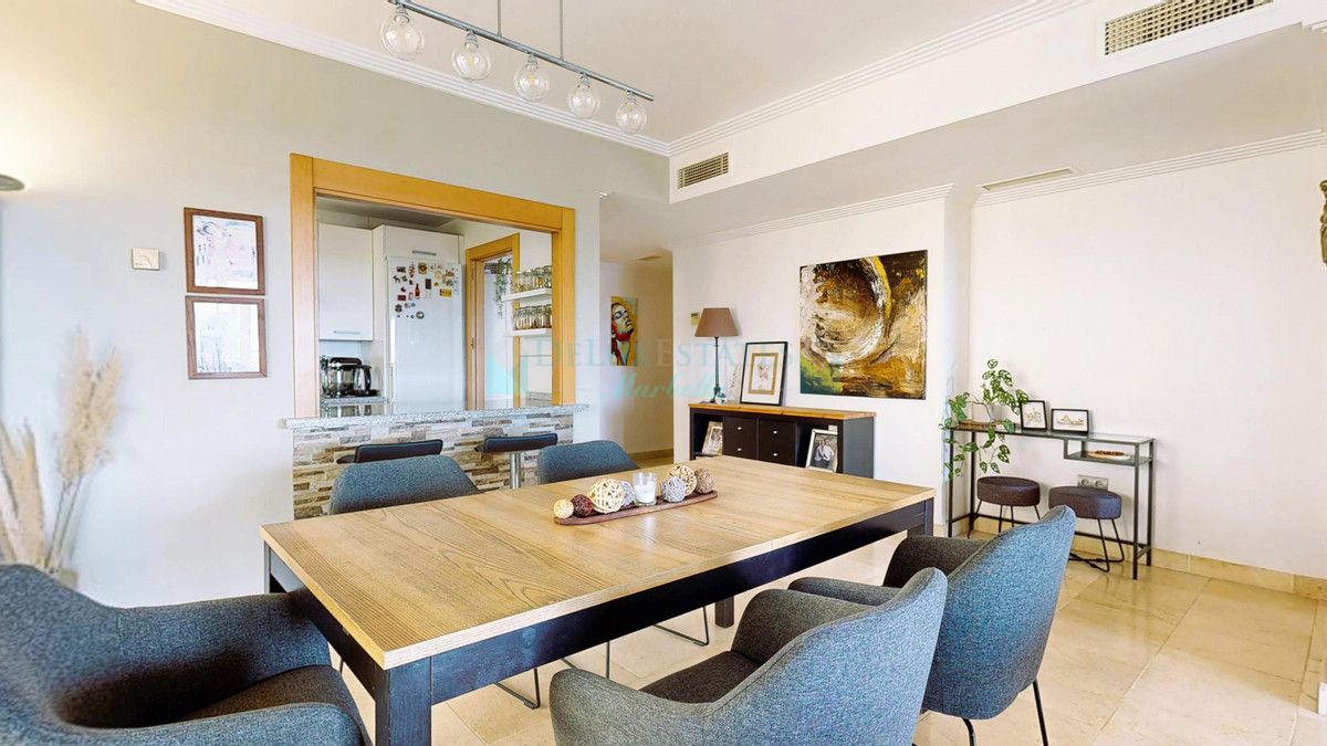 Ground Floor Apartment for sale in Benahavis
