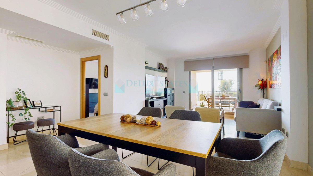 Ground Floor Apartment for sale in Benahavis