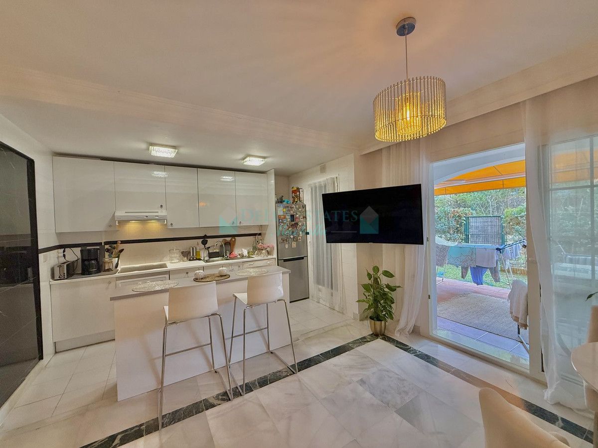 Ground Floor Apartment for sale in Marbella Golden Mile