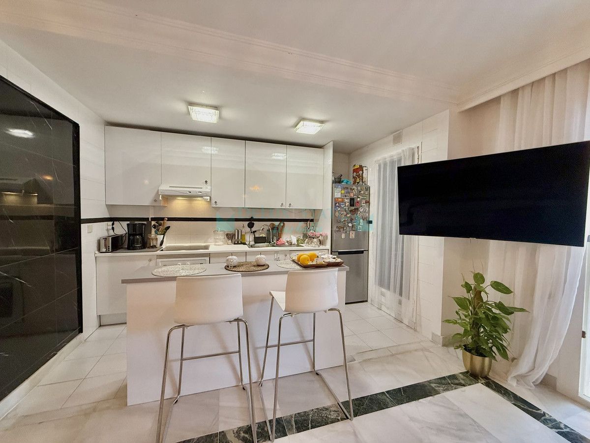 Ground Floor Apartment for sale in Marbella Golden Mile