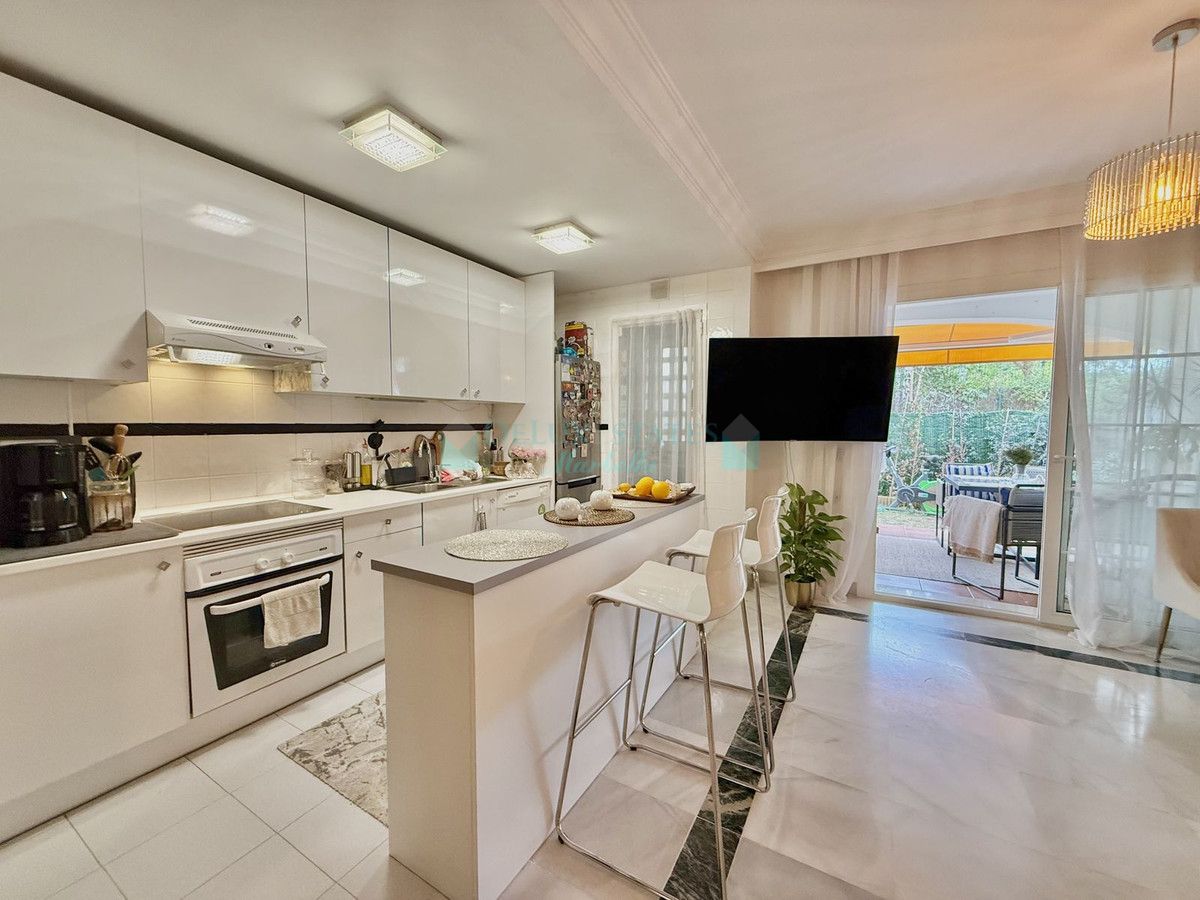 Ground Floor Apartment for sale in Marbella Golden Mile