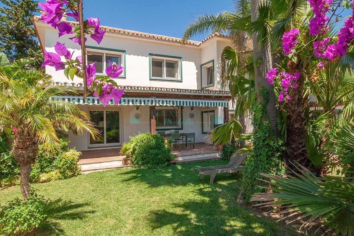 Villa en venta en Marbesa, Marbella Este