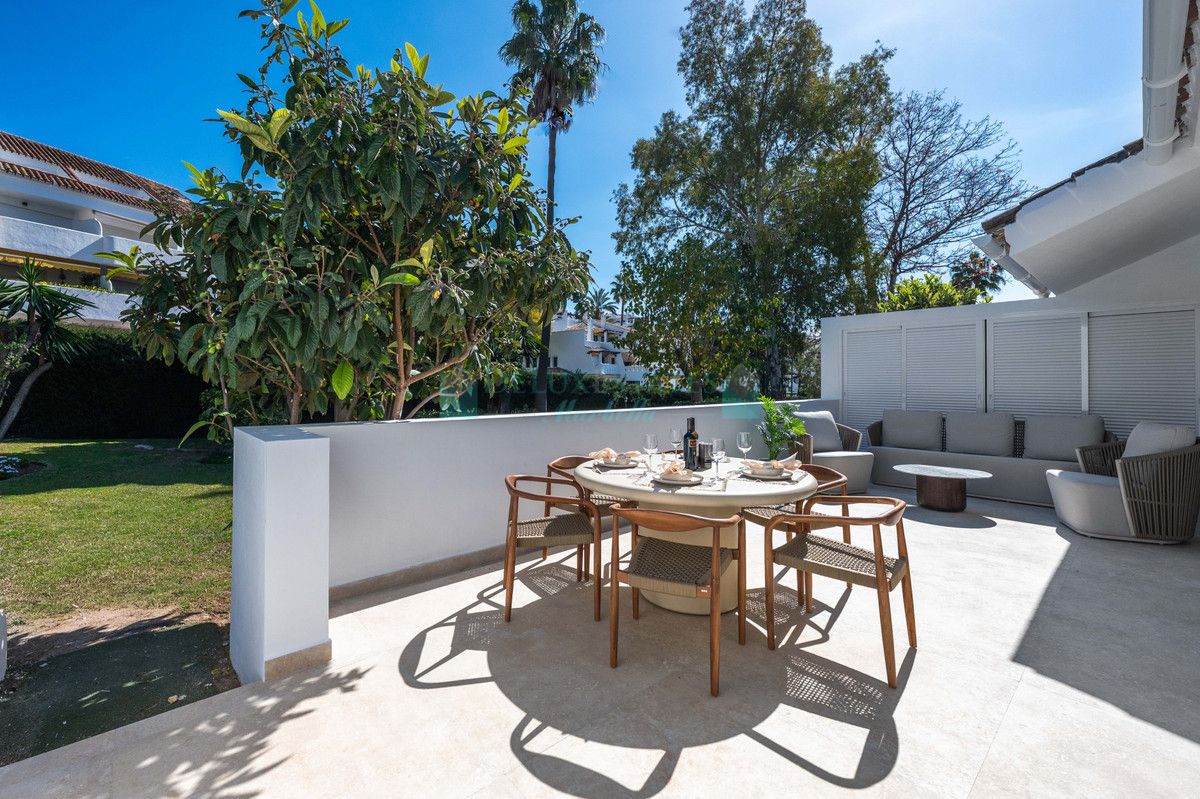 Apartment for sale in Nueva Andalucia