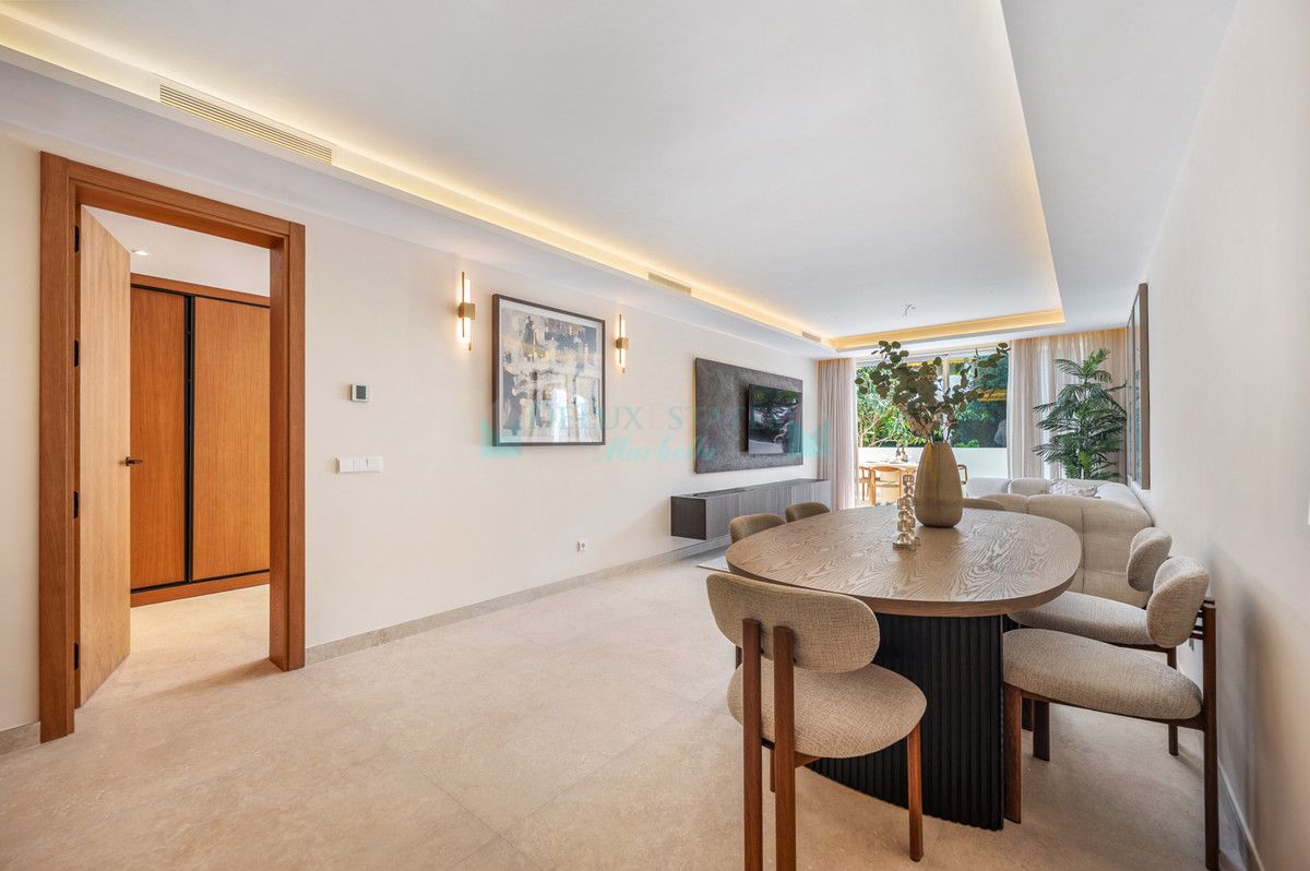 Apartment for sale in Nueva Andalucia