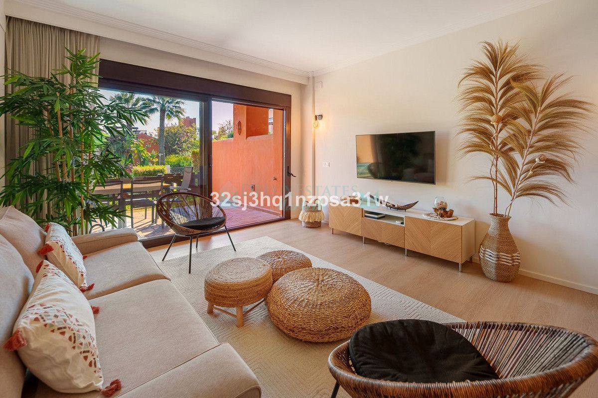 Ground Floor Apartment for sale in Estepona