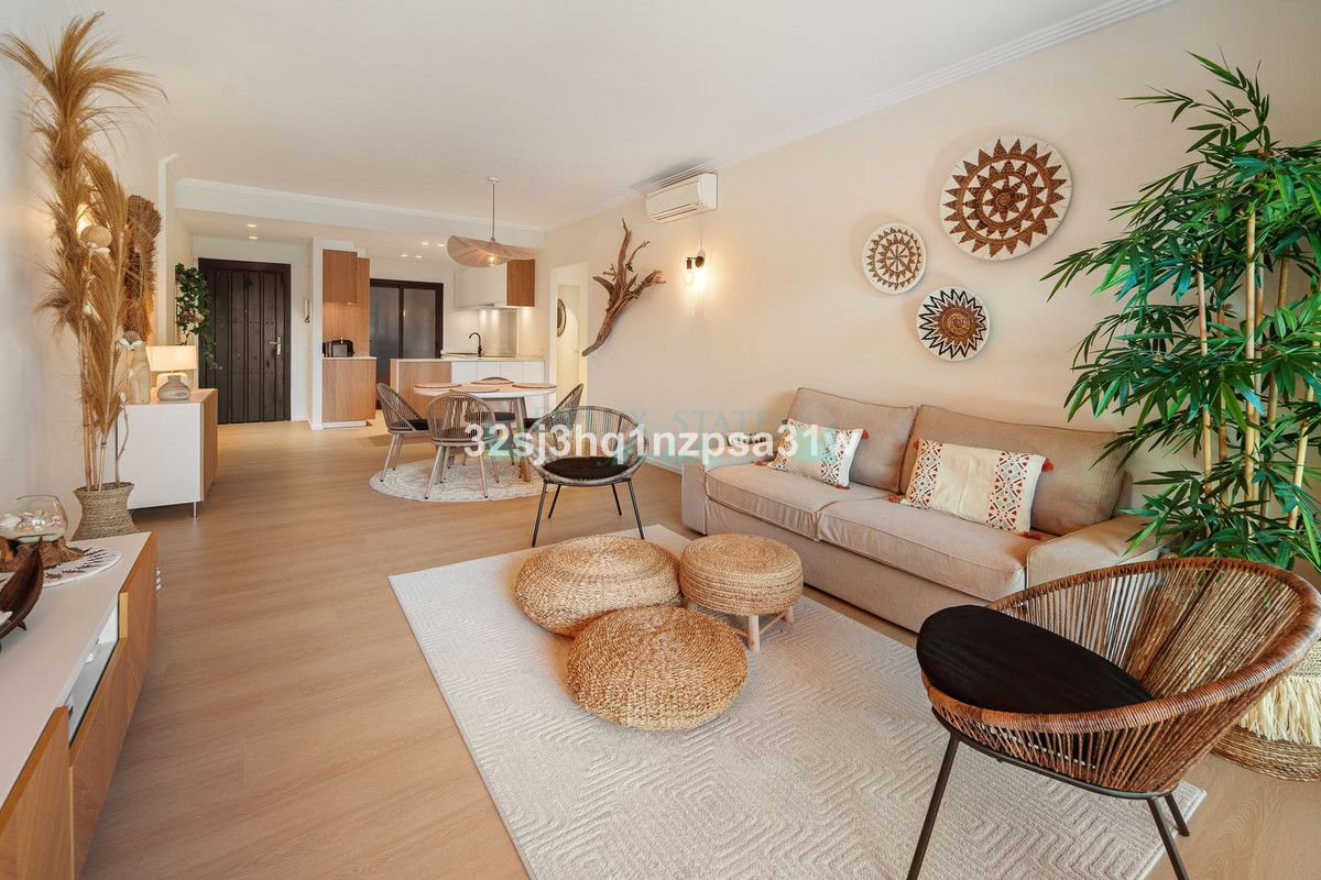 Ground Floor Apartment for sale in Estepona