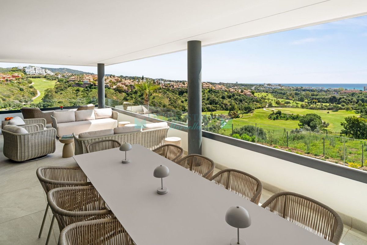 Apartment for sale in Santa Clara, Marbella East