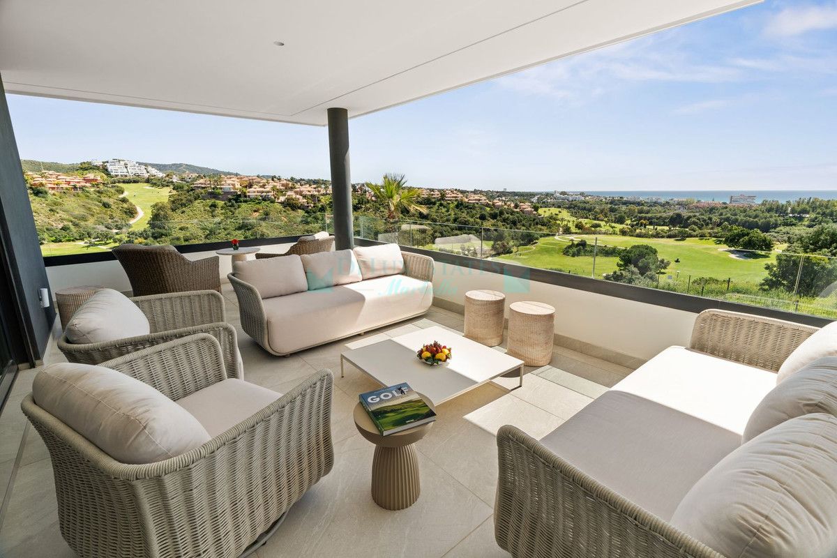 Apartment for sale in Santa Clara, Marbella East