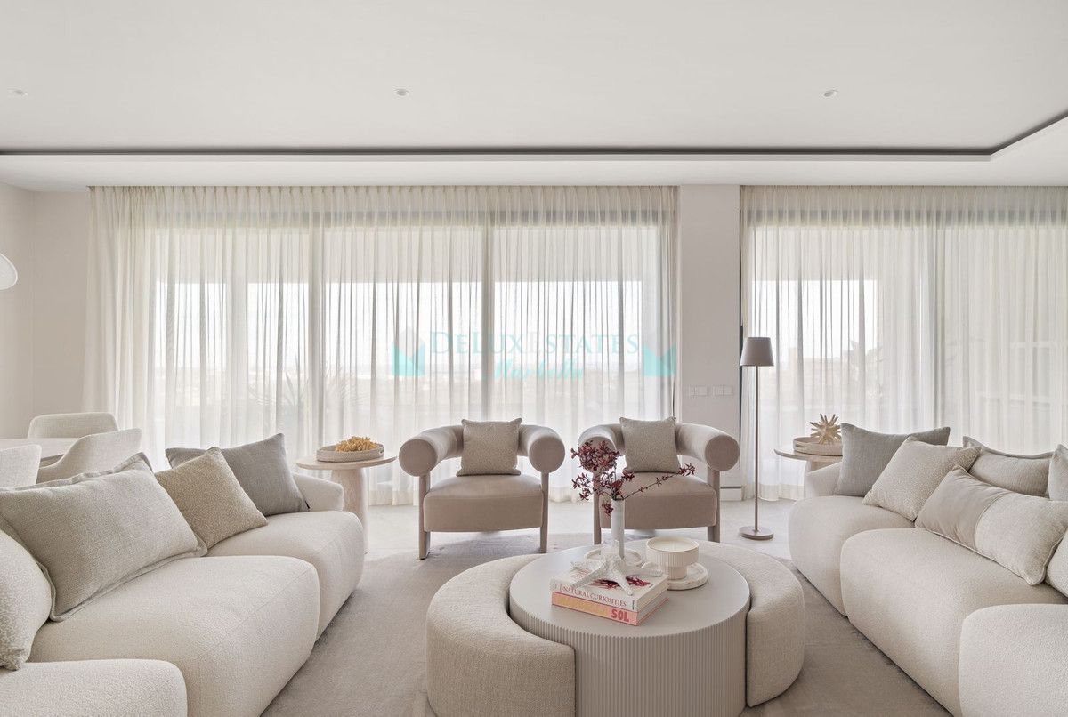 Apartment for sale in Santa Clara, Marbella East