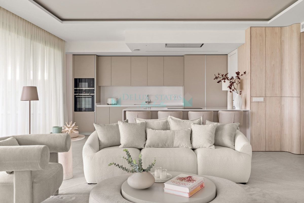 Apartment for sale in Santa Clara, Marbella East