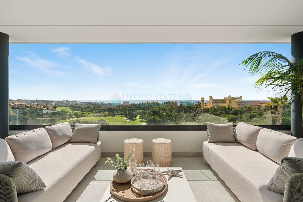 Apartment for sale in Santa Clara, Marbella East