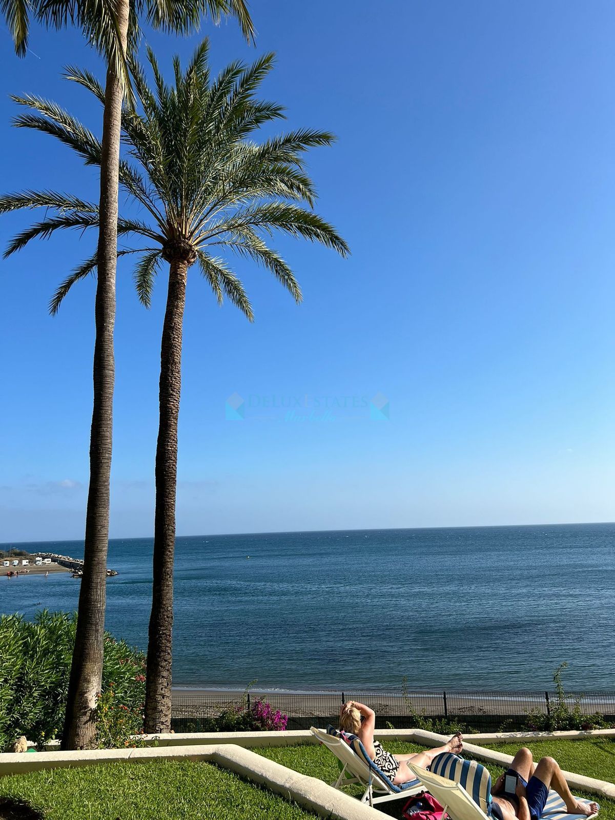 Apartment for sale in Estepona