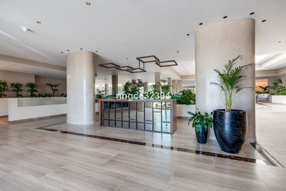 Apartment for sale in Nueva Andalucia