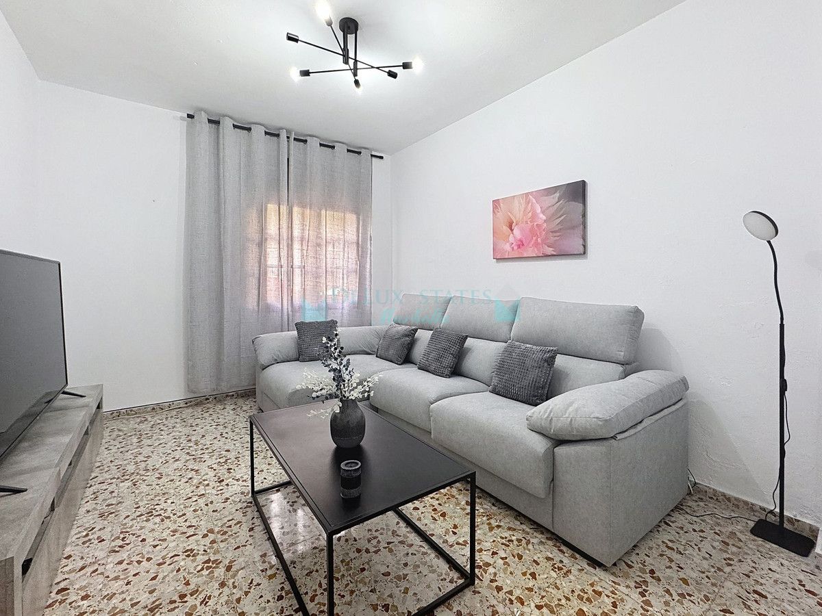 Semi Detached Villa for sale in Estepona