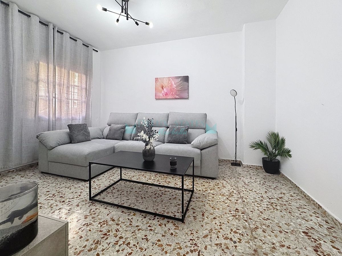 Semi Detached Villa for sale in Estepona