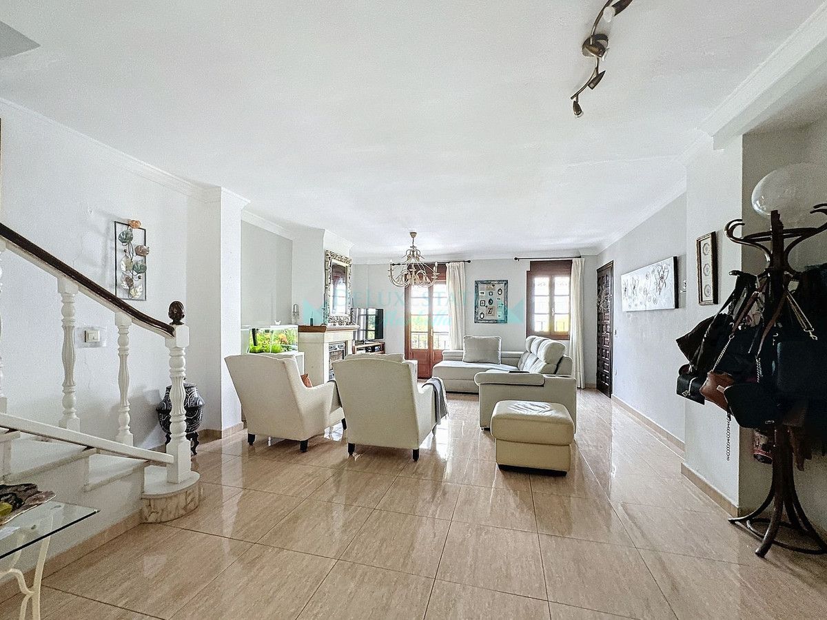 Semi Detached Villa for sale in Estepona