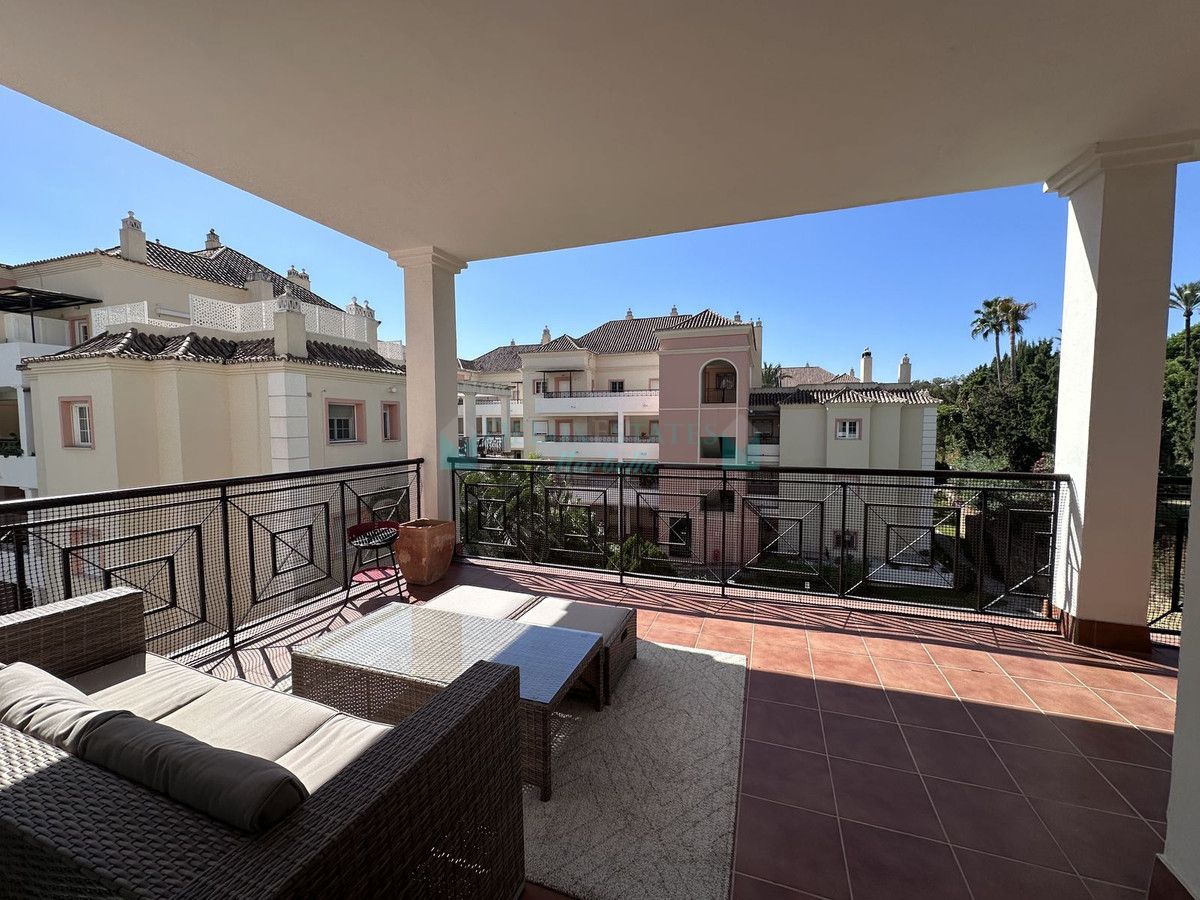 Apartment for sale in Nueva Andalucia