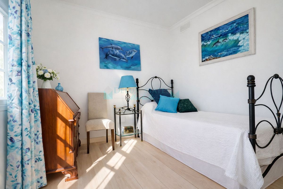 Town House for sale in La Heredia, Benahavis