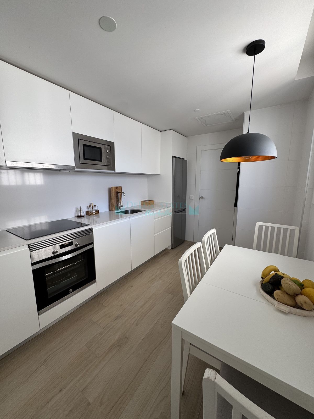 Penthouse for rent in Nueva Andalucia