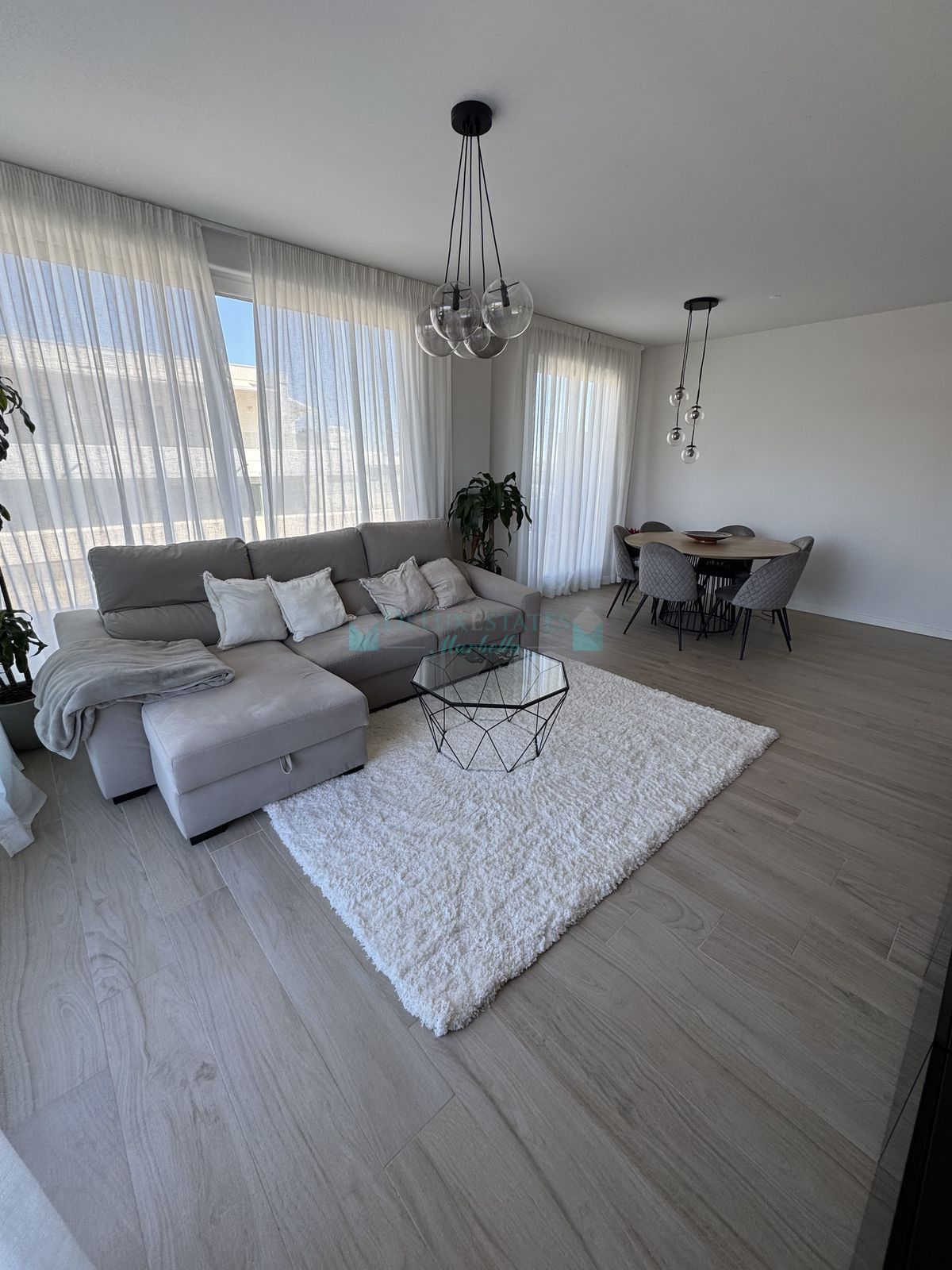 Penthouse for rent in Nueva Andalucia