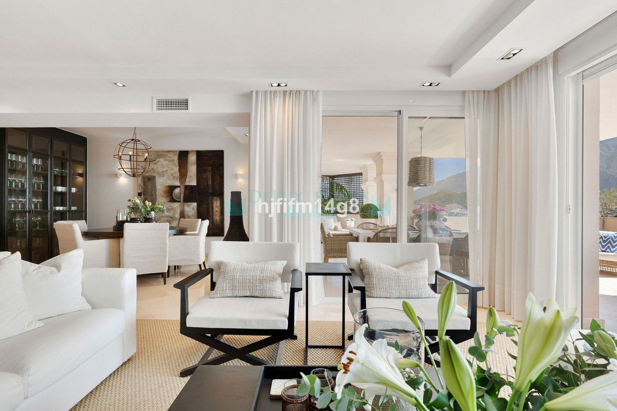 Apartment for sale in Nueva Andalucia